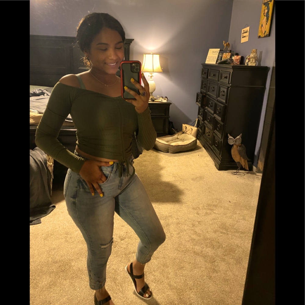 Long sleeve top